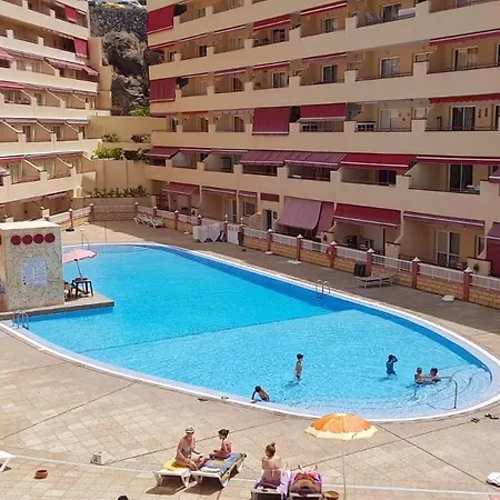 Puerto Santiago/los Gigantes/tenerife Sur